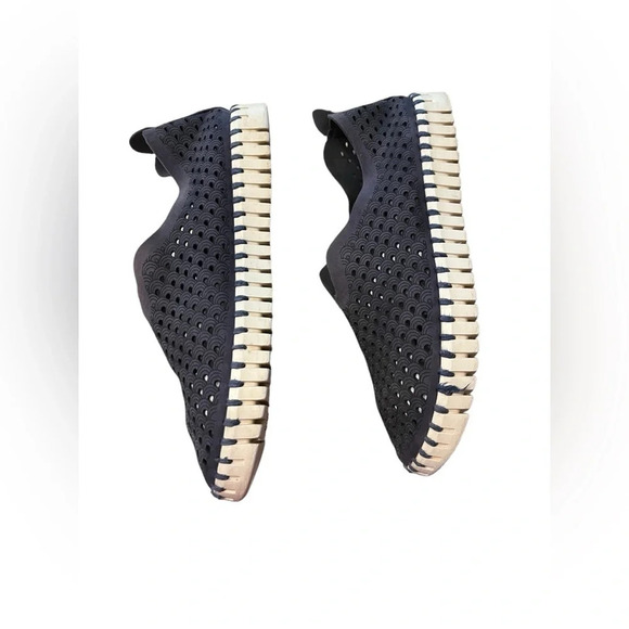 Ilse Jacobsen Women's Tulip Flat Slip On Shoe Navy Blue Perf Leather - Picture 4 of 7